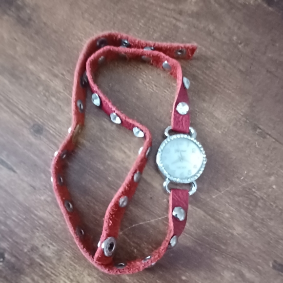 Leather wrap bracelet watch - Picture 1 of 2